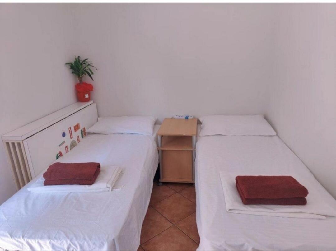 简约单人房间simple Single Room Mestre Esterno foto